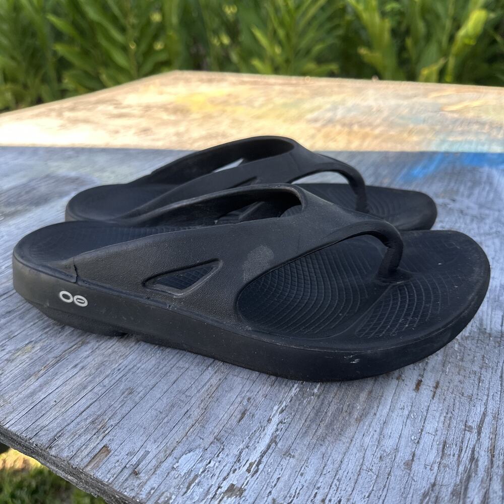 Oofos Original Sandal Recovery Flip Flop Thong Women's 12 Men’s 10 Unisex